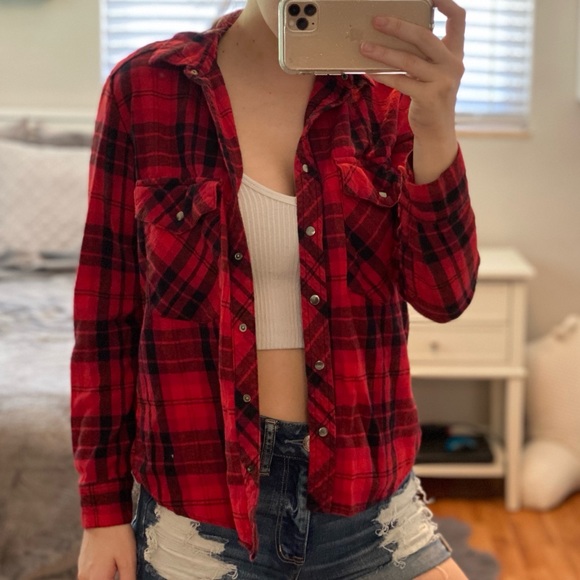 Forever 21 Black and Red Plaid Flannel - Picture 1 of 7